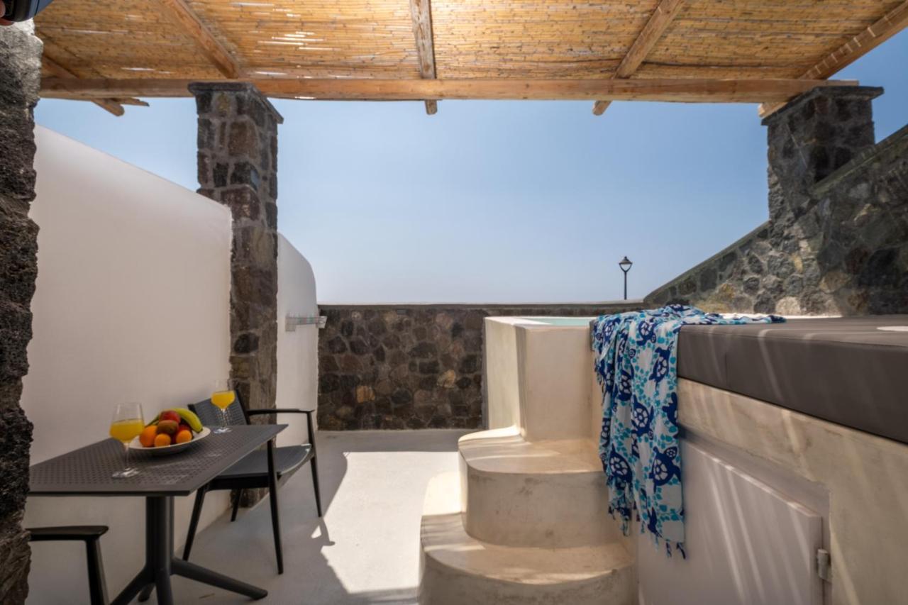 Sand Gem - Beach Apartments Perivolos  Bagian luar foto