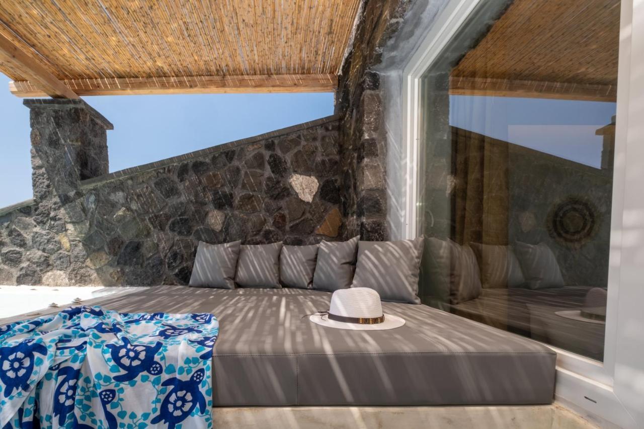 Sand Gem - Beach Apartments Perivolos  Bagian luar foto