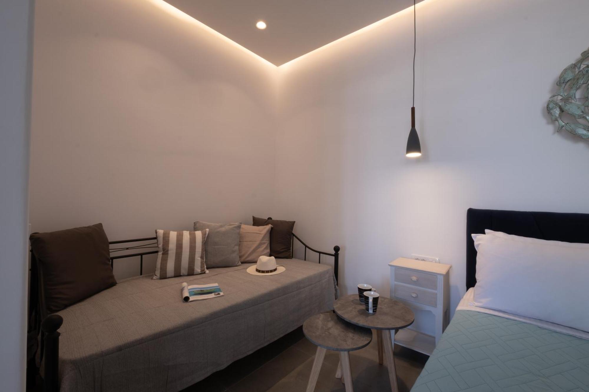 Sand Gem - Beach Apartments Perivolos  Bagian luar foto